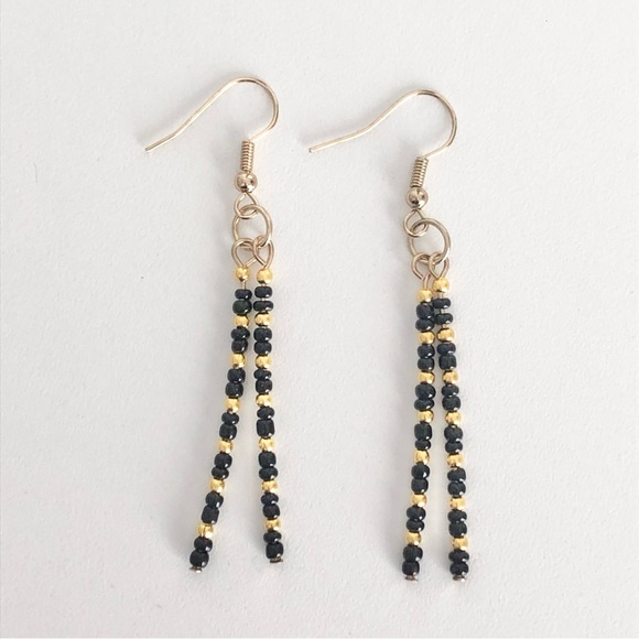 New Hand Beaded Dangling Earrings Black Golden Dainty Elegant Modern Classic - Picture 3 of 8